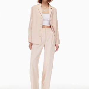 NWOT Aritzia Wilfred Freeform Shirt